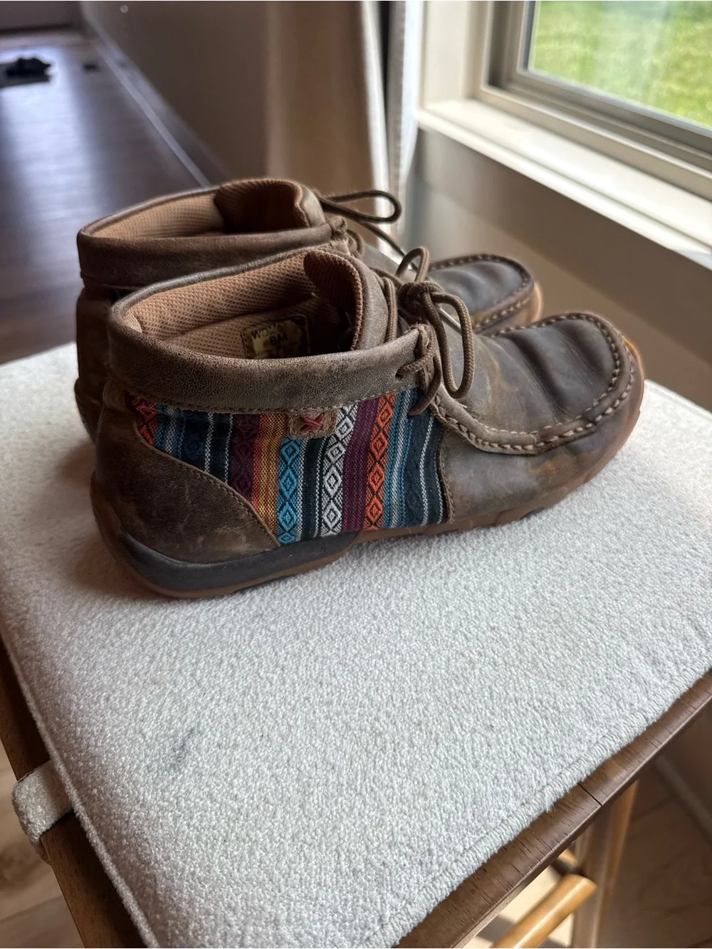 Twisted X Women’s moccasin-style lace-up ankle booties size 8